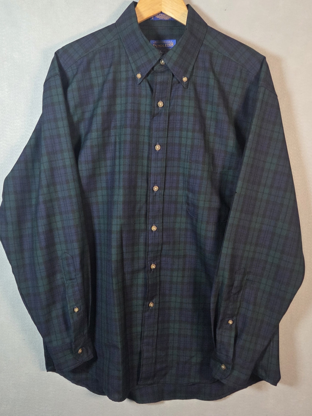 Vintage Pendleton Black Watch Tartan Wool Button-Up Shirt (T696)